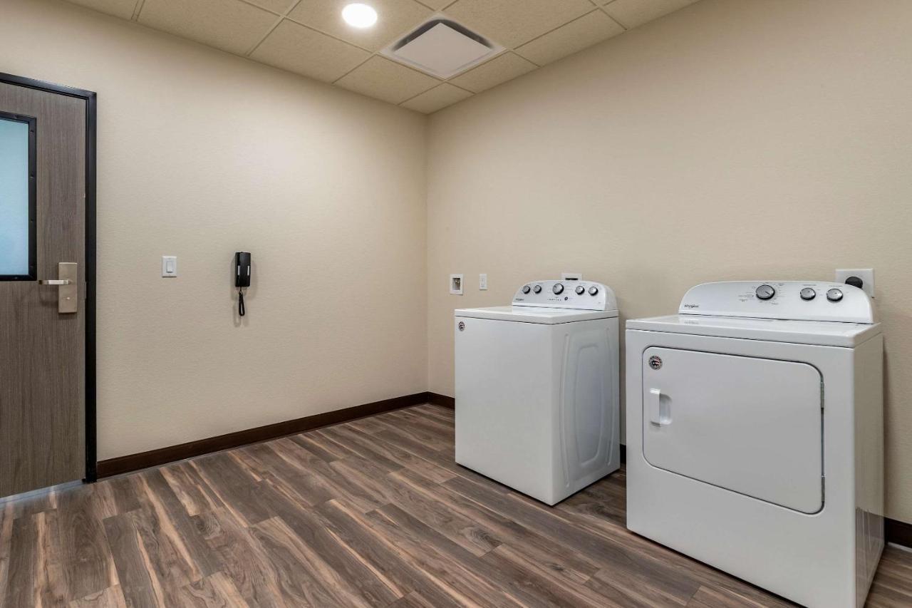 Mainstay Suites Waukee-West Des Moines Ngoại thất bức ảnh